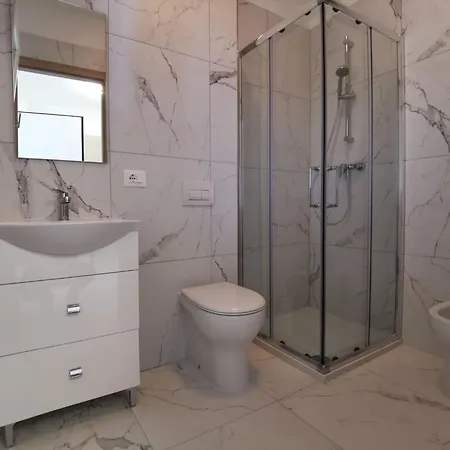 Vibrant In Centre * Bibione