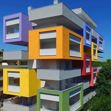 Vibrant In Center