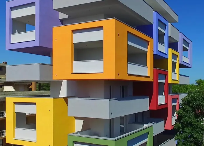 Vibrant In Centre